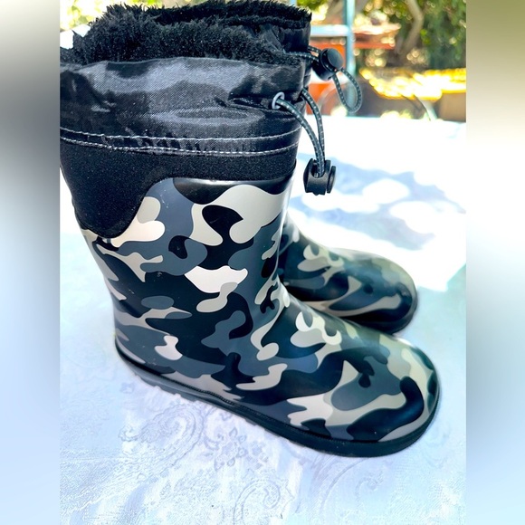 Western Chief big Kids size 2/3 gray camouflage lined winter Snow Boots - Picture 1 of 5